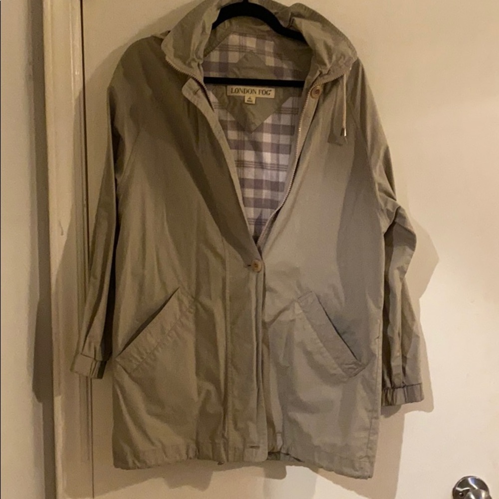 London fog light jacket